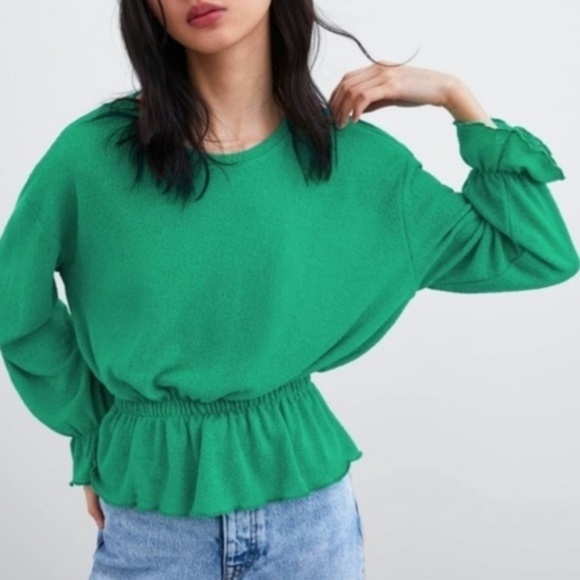 Zara Tops - ZARA Emerald Green Ruffled Top